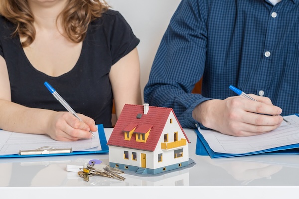 what happens to separate property during a divorce in California